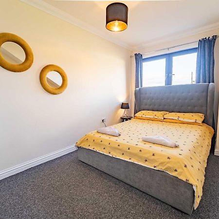Ben View Apartments Flat A Caol Bagian luar foto