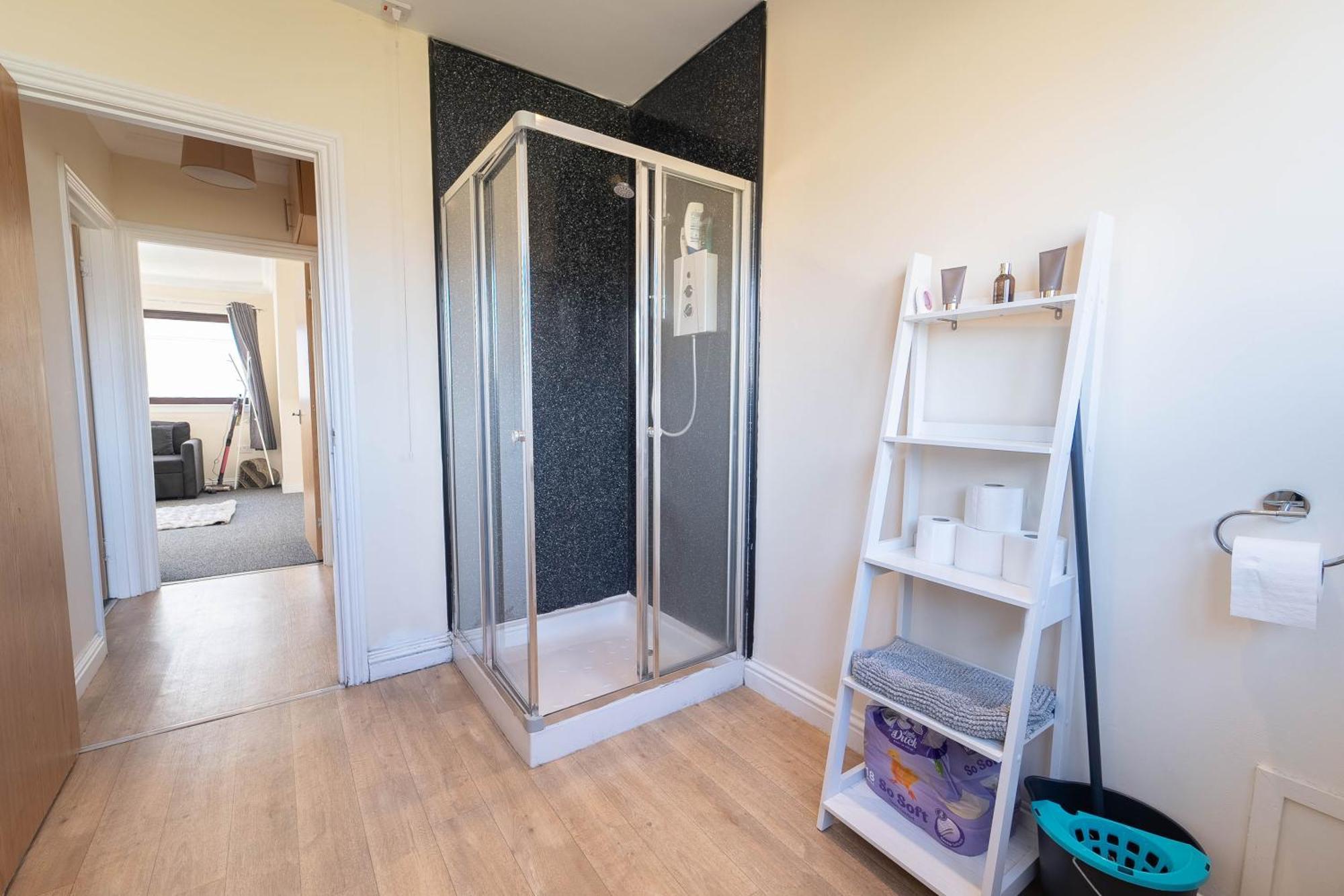 Ben View Apartments Flat A Caol Bagian luar foto