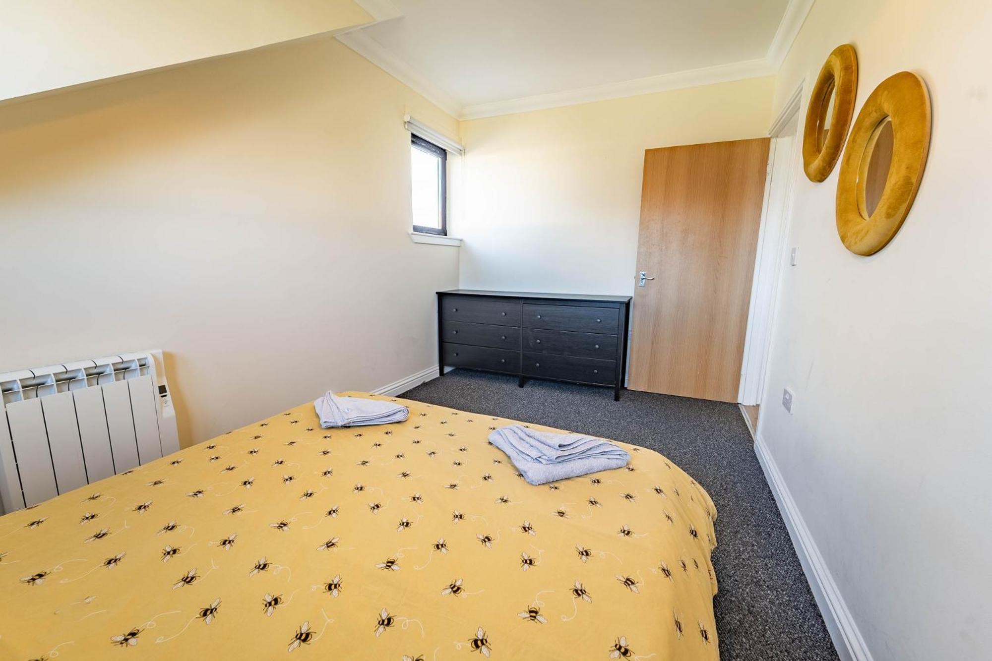 Ben View Apartments Flat A Caol Bagian luar foto